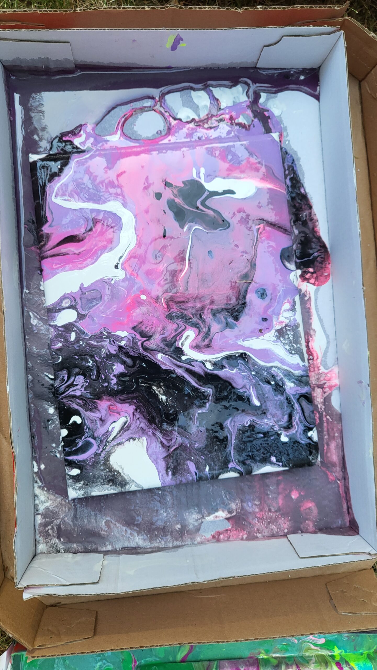 Acrylic Pouring Bild nach Fertigstellung